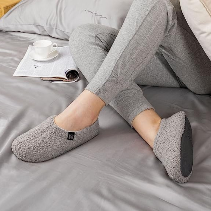 Non Slip Cozy Indoor Slippers